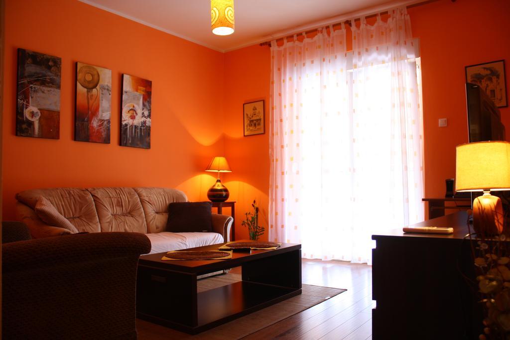 Sendy Apartment *